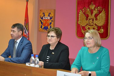 На встрече в Тоцком – о том, что изменится в социальной политике